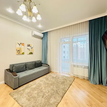 Grand Turan Comfort Two-Room Apartments Nur-Sultan  Exterior photo