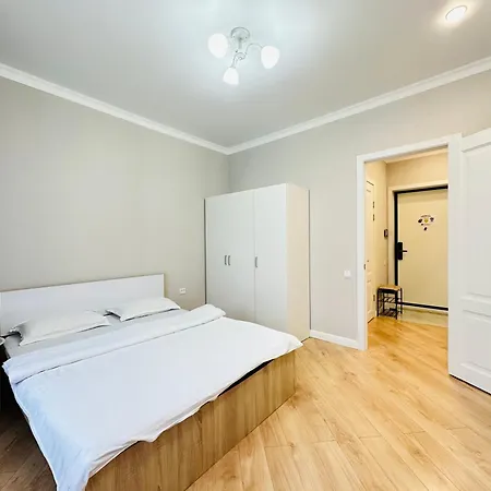 Grand Turan Comfort Two-Room Apartments Nur-Sultan  Exterior photo